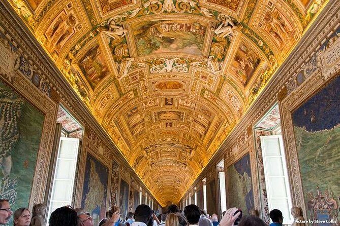 Private Tour of the Vatican Museums and Sistine Chapel - St. Peter’s Basilica: the scale hits fast