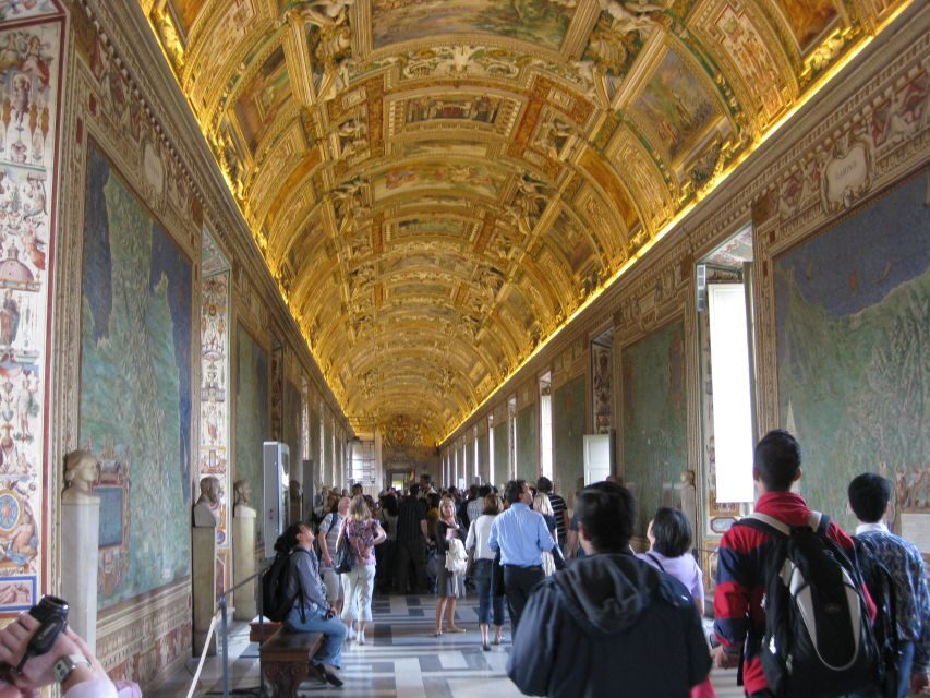 Rome: Early Morning Small-Group Vatican Tour with Pickup - Practical Details: What to Wear, What’s Allowed, and How Much You’ll Walk