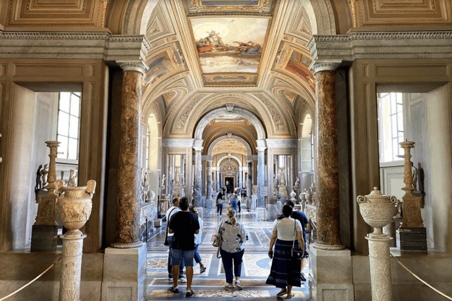 Rome: Express Early Morning Sistine Chapel Small Group Tour - Meeting at Viale Vaticano and what to bring (and avoid)
