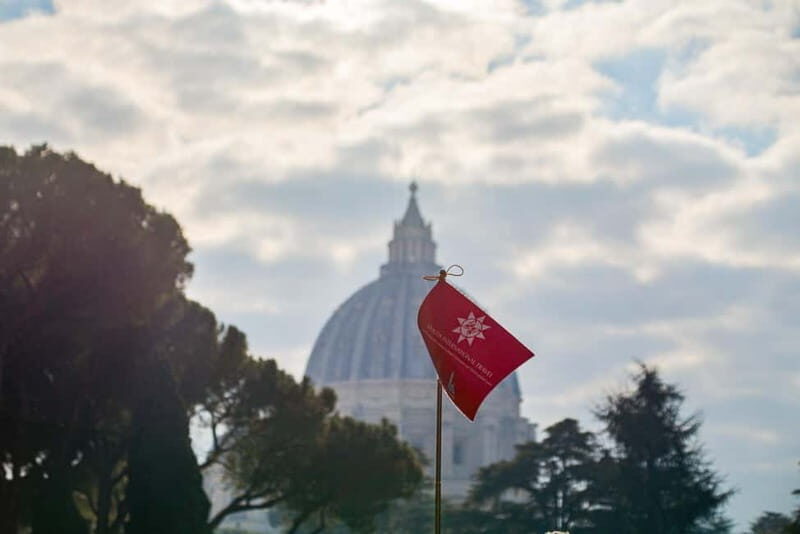 Rome: Sistine Chapel, Vatican Museums and Basilica Tour - Where you meet and what you must bring