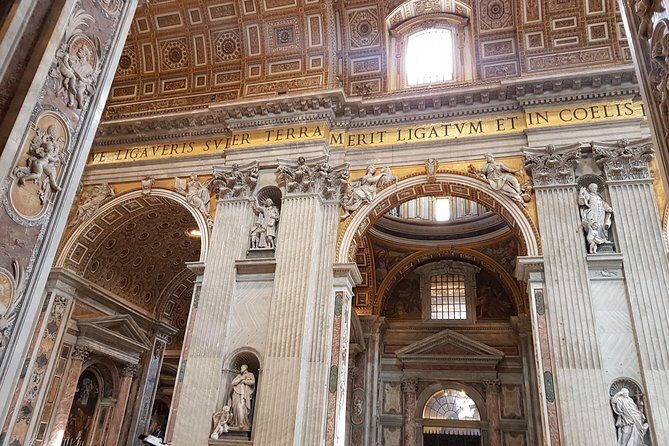 Rome: Vatican Museum and Sistine Chapel Semi Private Tour - Vatican Museums: 7 kilometers of art you can actually understand