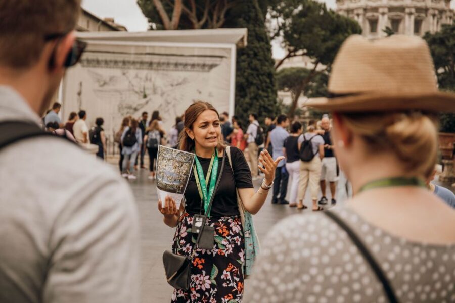 Rome: Vatican Museum and Sistine Chapel Skip-the-Line Tour - Vatican Museums highlights: from courtyards to galleries without getting trapped