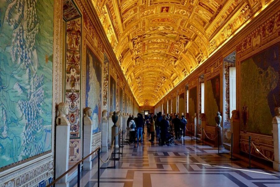 Rome: Vatican Museums and Sistine Chapel Guided Tour - What Can Go Wrong: Pace, Crowds, and Occasional Audio Issues