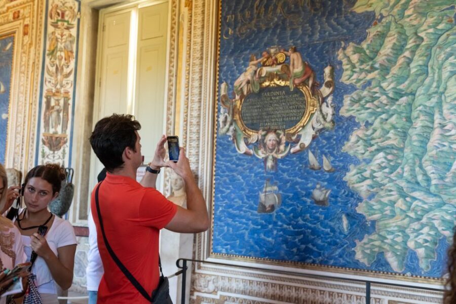 Rome: Vatican Museums, Sistine Chapel & Basilica Guided Tour - Group size and guide style: why it matters more than you think