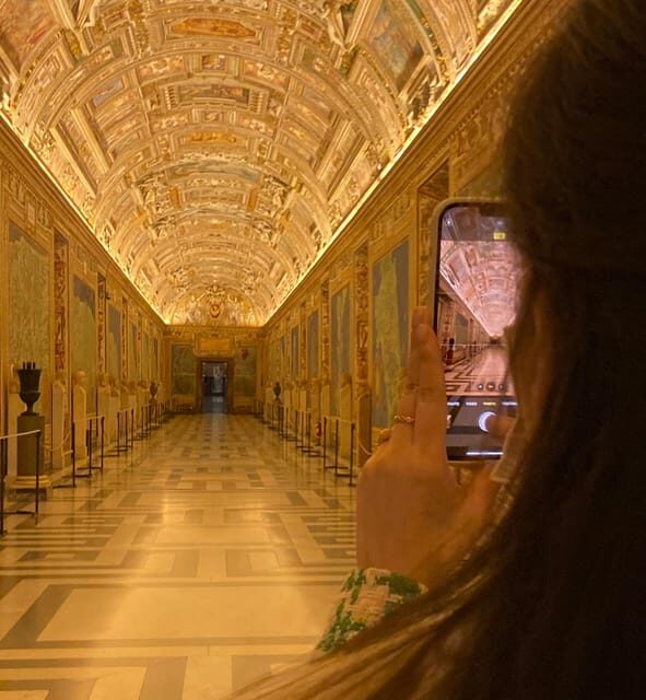 Rome: Vatican Museums & Sistine Chapel Skip-the-Line Tour - Vatican Museums tour: a guided route through 2,000 rooms