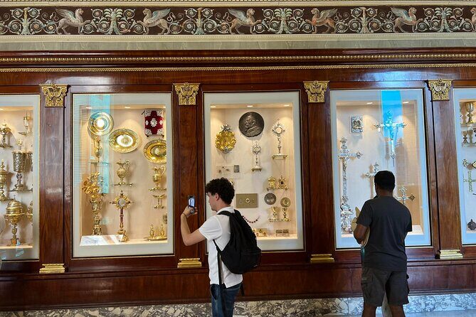 Skip-The-Line Vatican Museum and Sistine Chapel Guided Tour - Accessibility and physical reality