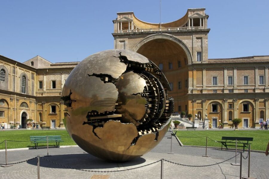 Vatican Museums: Private Tour with Sistine and St. Peter's - Meeting at Caffè Vaticano: start location and the first checklist